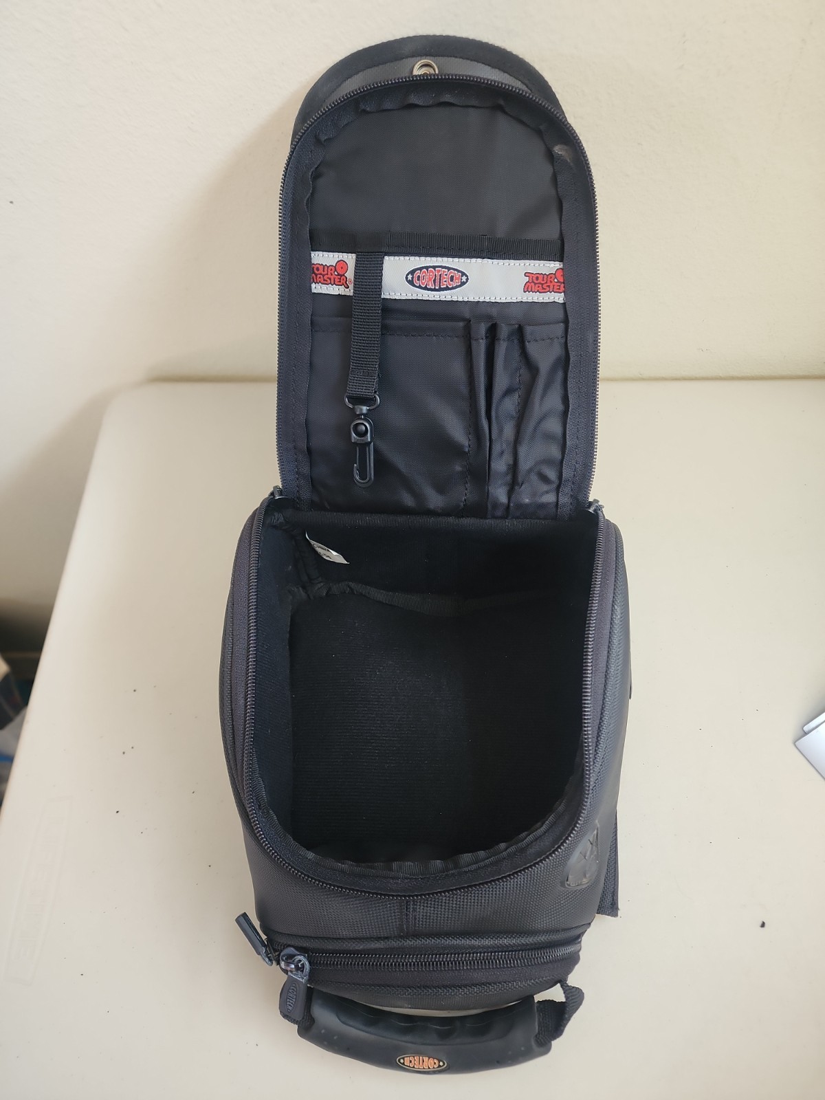 Cortech Motorcycle Tank Bag Super 14L Black Magnetic Travel