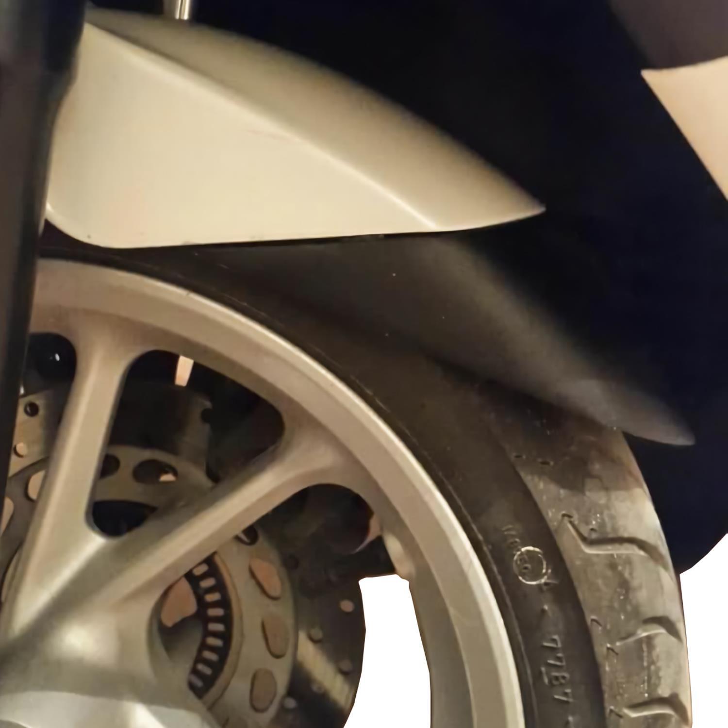 GP Kompozit Front Fender Extender For Yamaha NMAX 125 / NMAX 155 2015-2023
