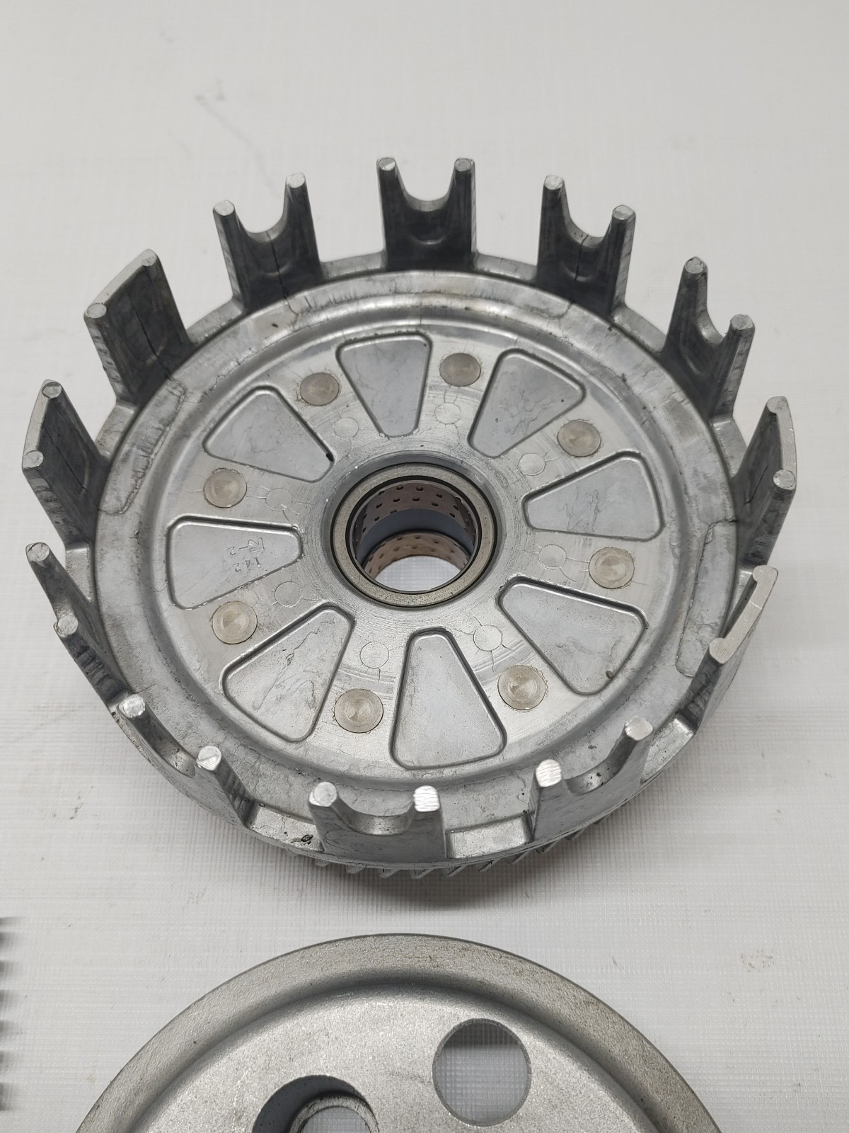 1999 Suzuki GZ250 Clutch Parts (As Shown) 21200-38201, 21411-38201, 21462-27A00