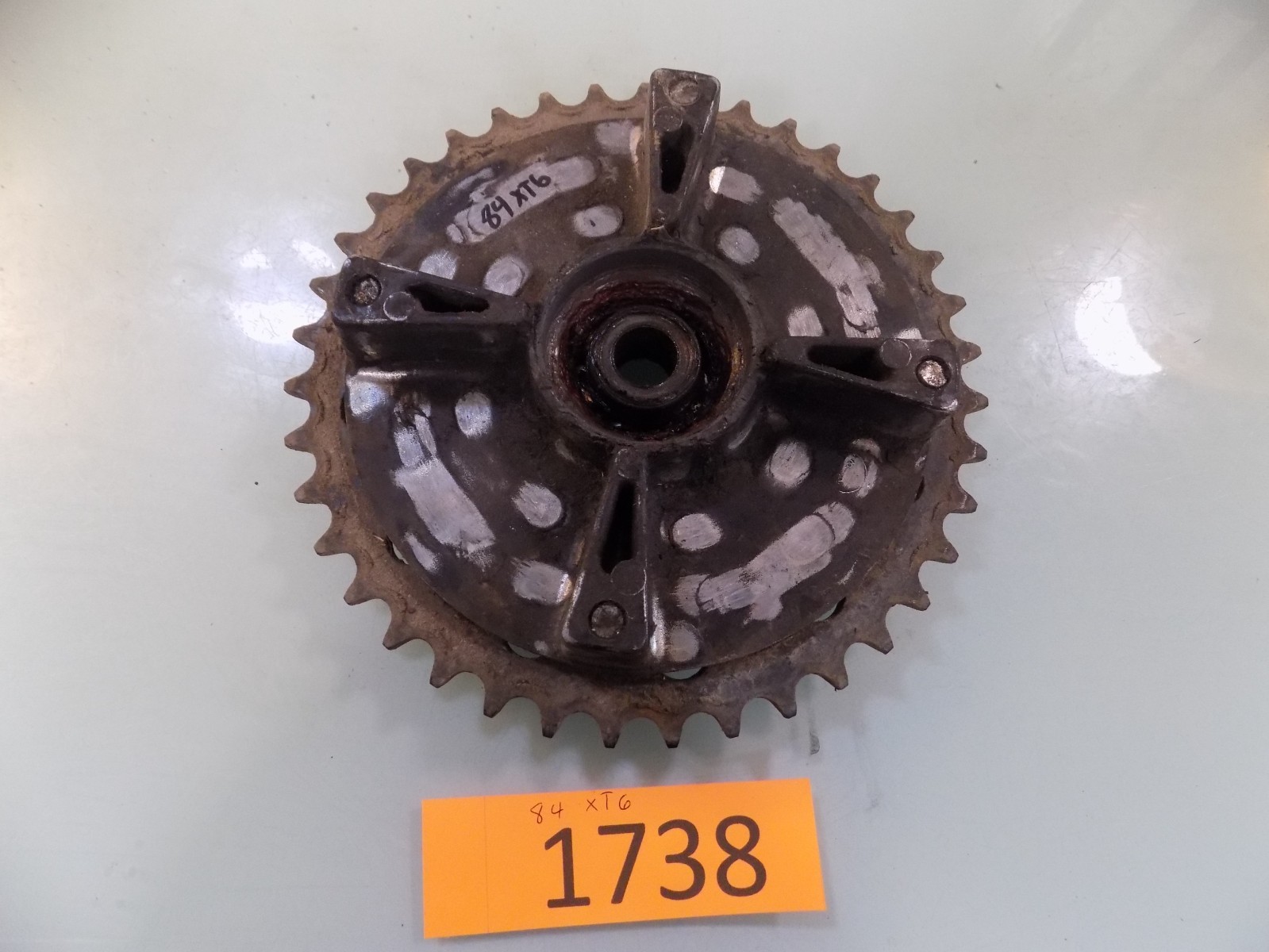 1982-1989 Yamaha XT550 XT600 XT 550 OEM Rear Wheel Hub Sprocket 49T