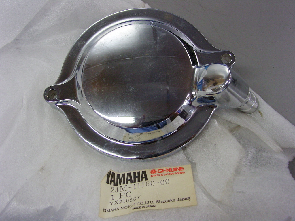 NOS Yamaha Head Cover Cap XV920 XV750 24M-11160-00