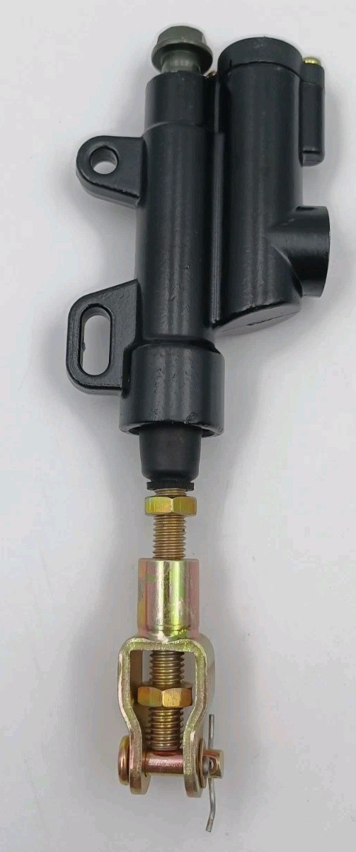 Rear Hydraulic Foot Brake Master Cylinder Pump – Integrated Reservoir – New