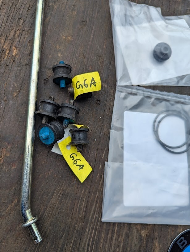 1975 BMW R75/6 NEW NUT BOLT SET GASKETS EMBLEM SEALS