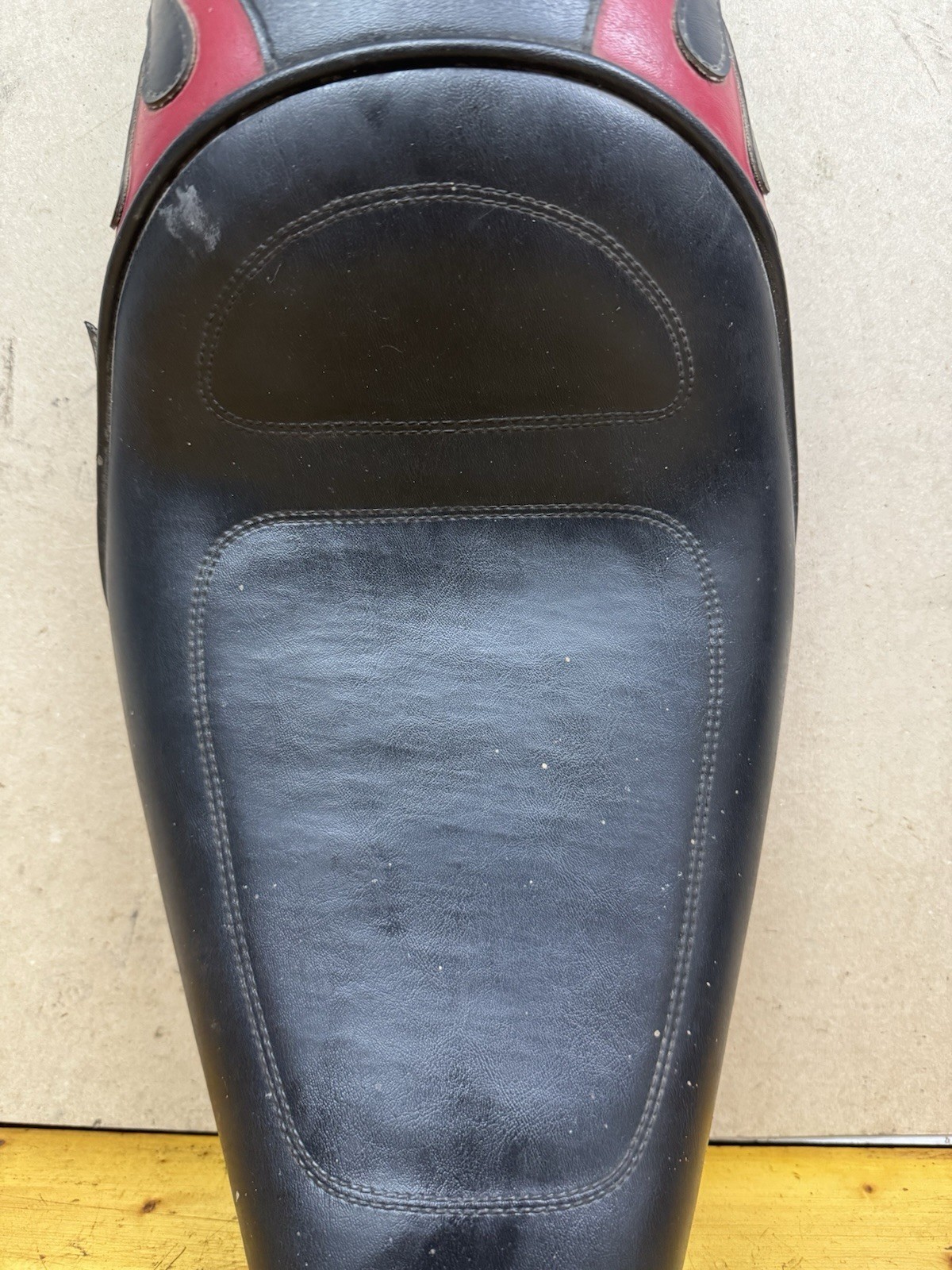 Harley-Davidson EVO Sportster Corbin Flame Seat