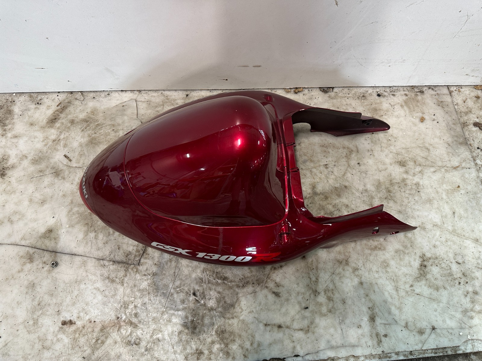 99-07 Suzuki Hayabusa GSXR 1300 BACK REAR TAIL FAIRING SEAT COWL LIGHT OEM MINT