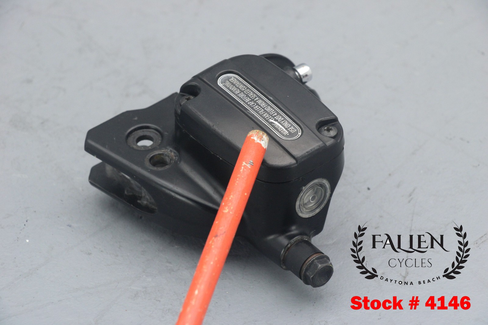 2013 Harley Road Glide CVO 11/16″ Front Brake Master Cylinder Assembly #4146