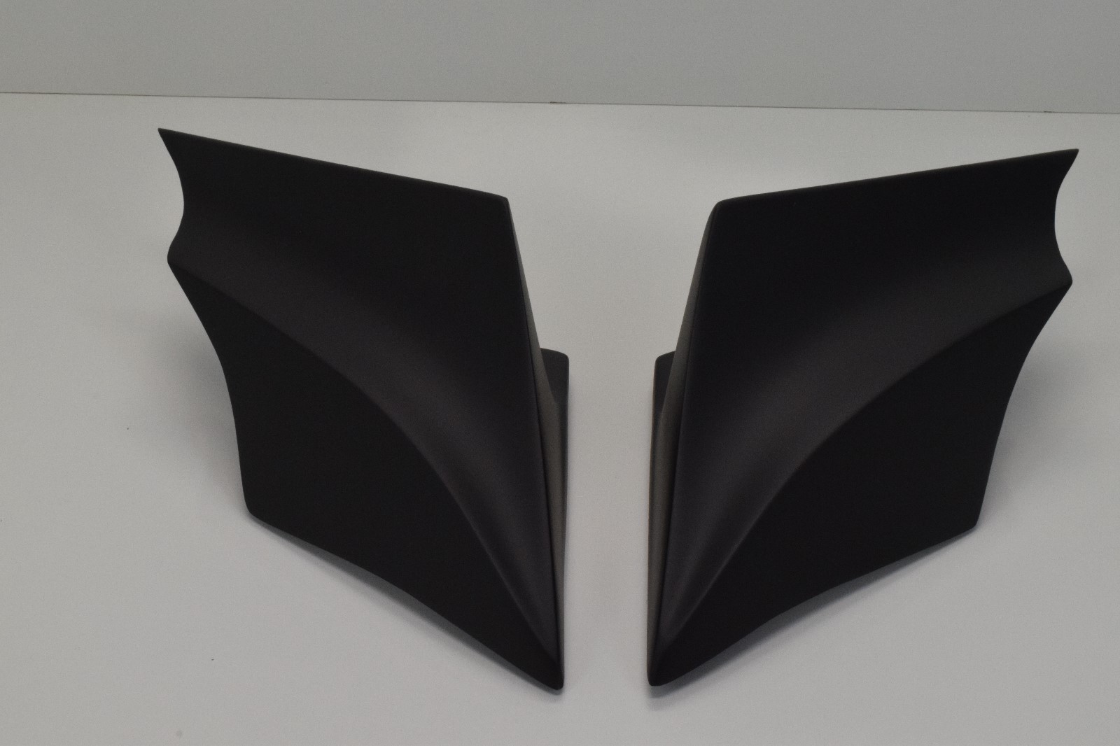 Bagger Products 2014-2023 Harley Touring Stretched Side Covers Pair Primed