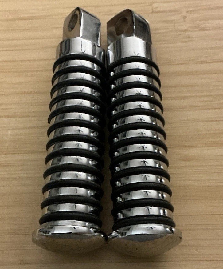 Small Chrome Male Mount O-Ring Footpegs for Harley Davidson