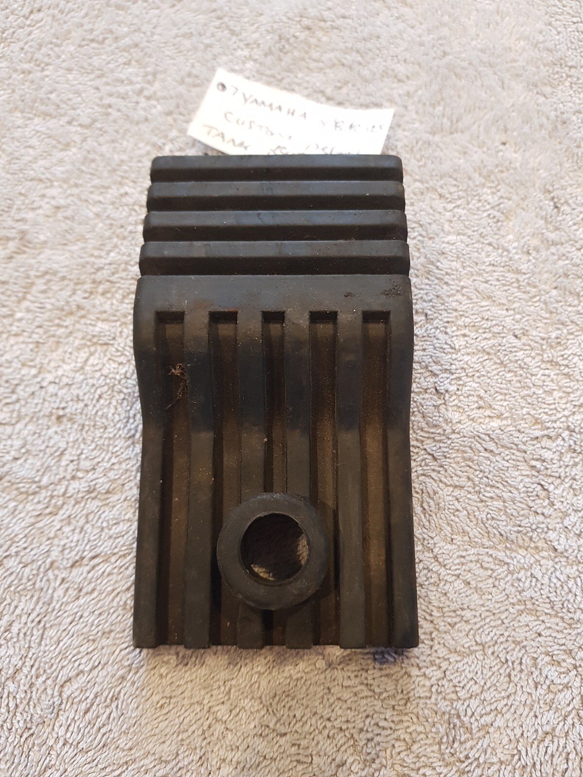 Yamaha YBR 125 Fuel Tank Rubber Dampner