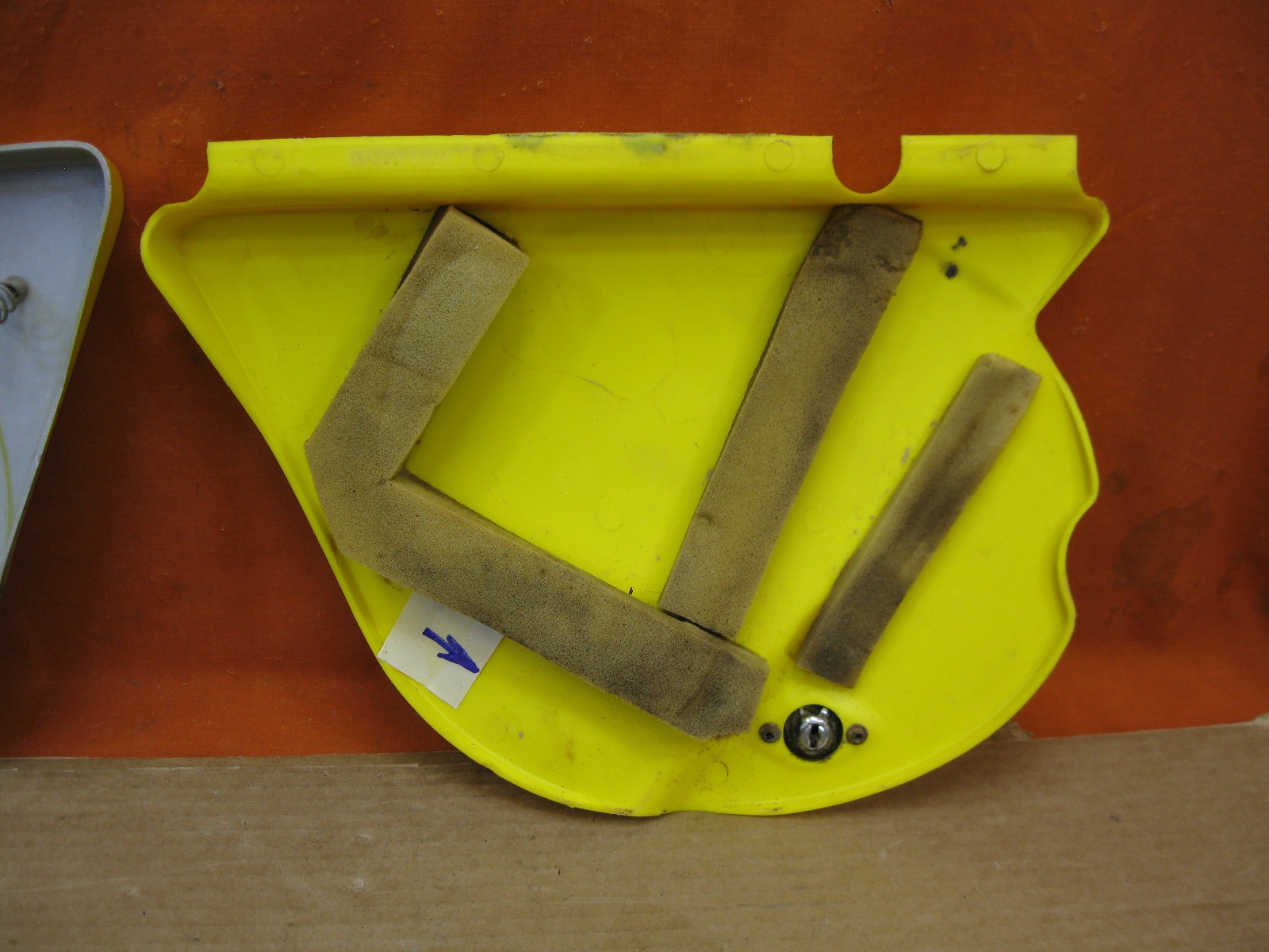 Yamaha MX360 MX250 – Pair of Left & Right Number Plates