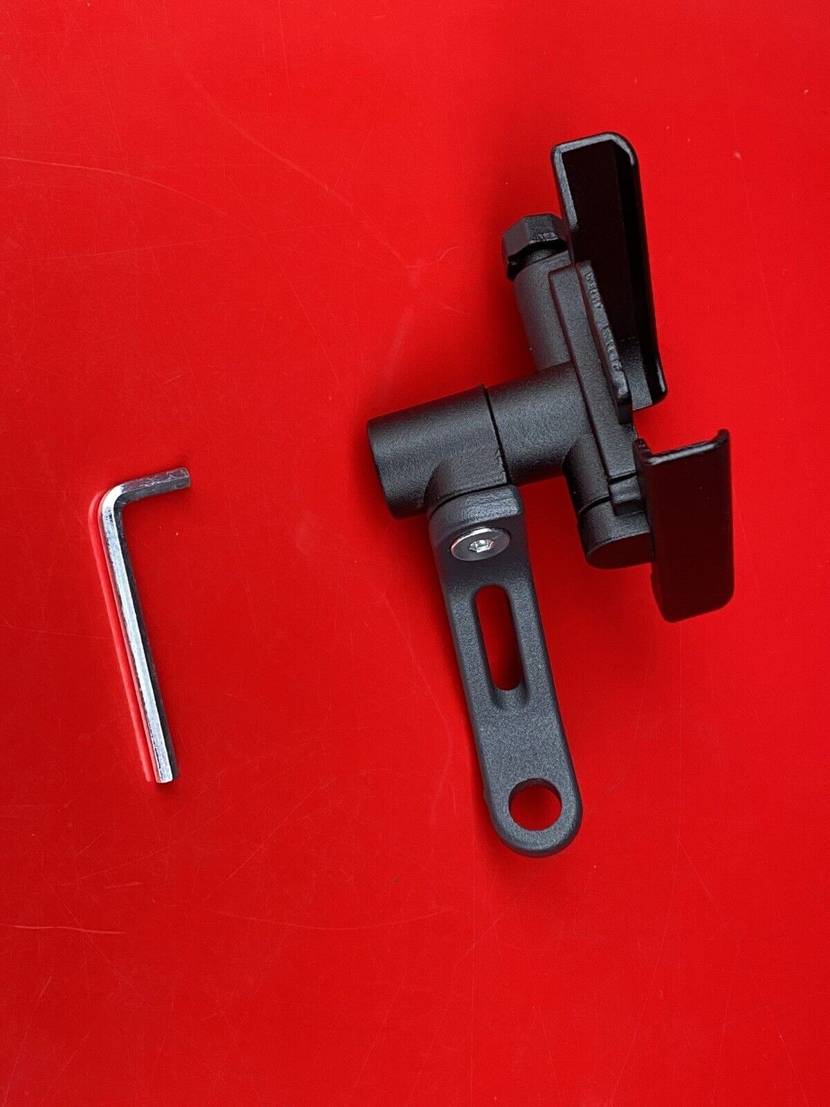 PIAGGIO MP3 125 300 500 ADJUSTABLE SMART PHONE MOBILE PHONE HOLDER