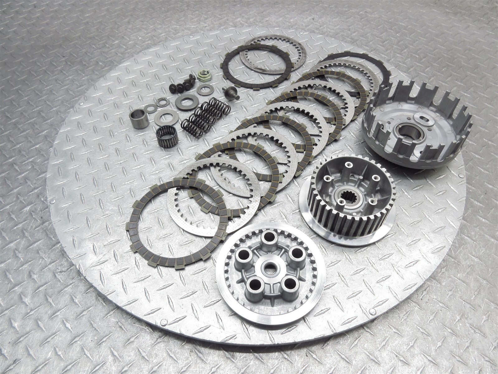 2000 00-04 Kawasaki ZR7 ZR750F Z750 Clutch Basket Hub Primary Plate Disc