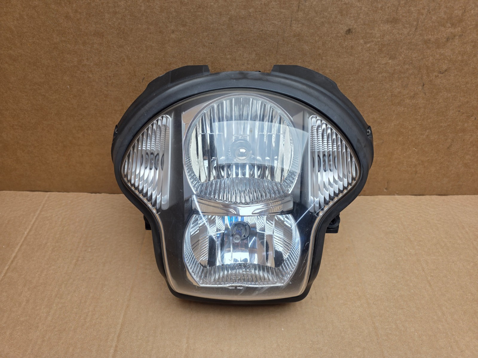Kawasaki KLE 650 Versys Headlight headlamp UK spec Genuine OE 2007 2008 2009