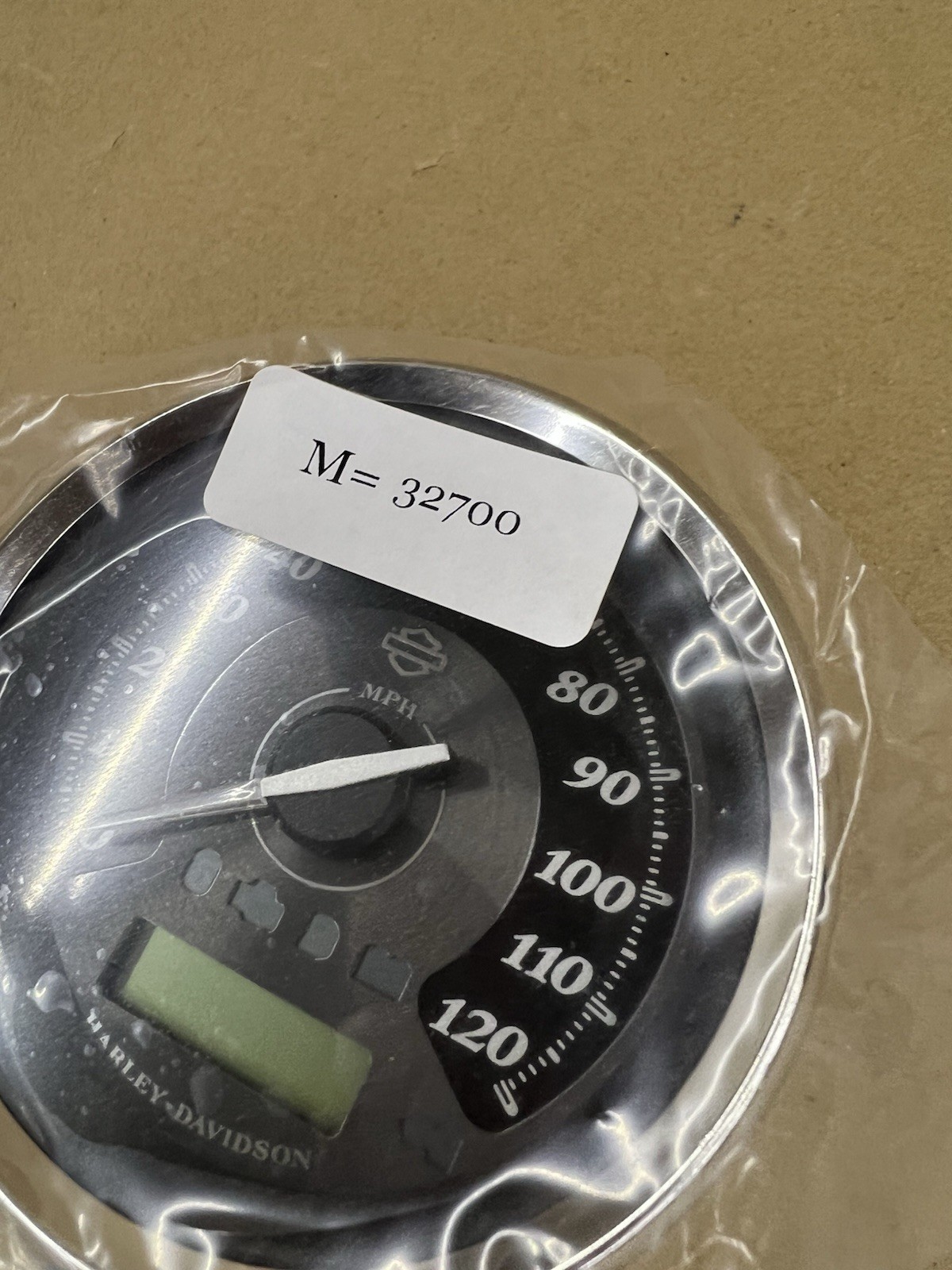 Harley-Davidson 4″ Speedometer MPH Titanium Face 74682-10 Genuine