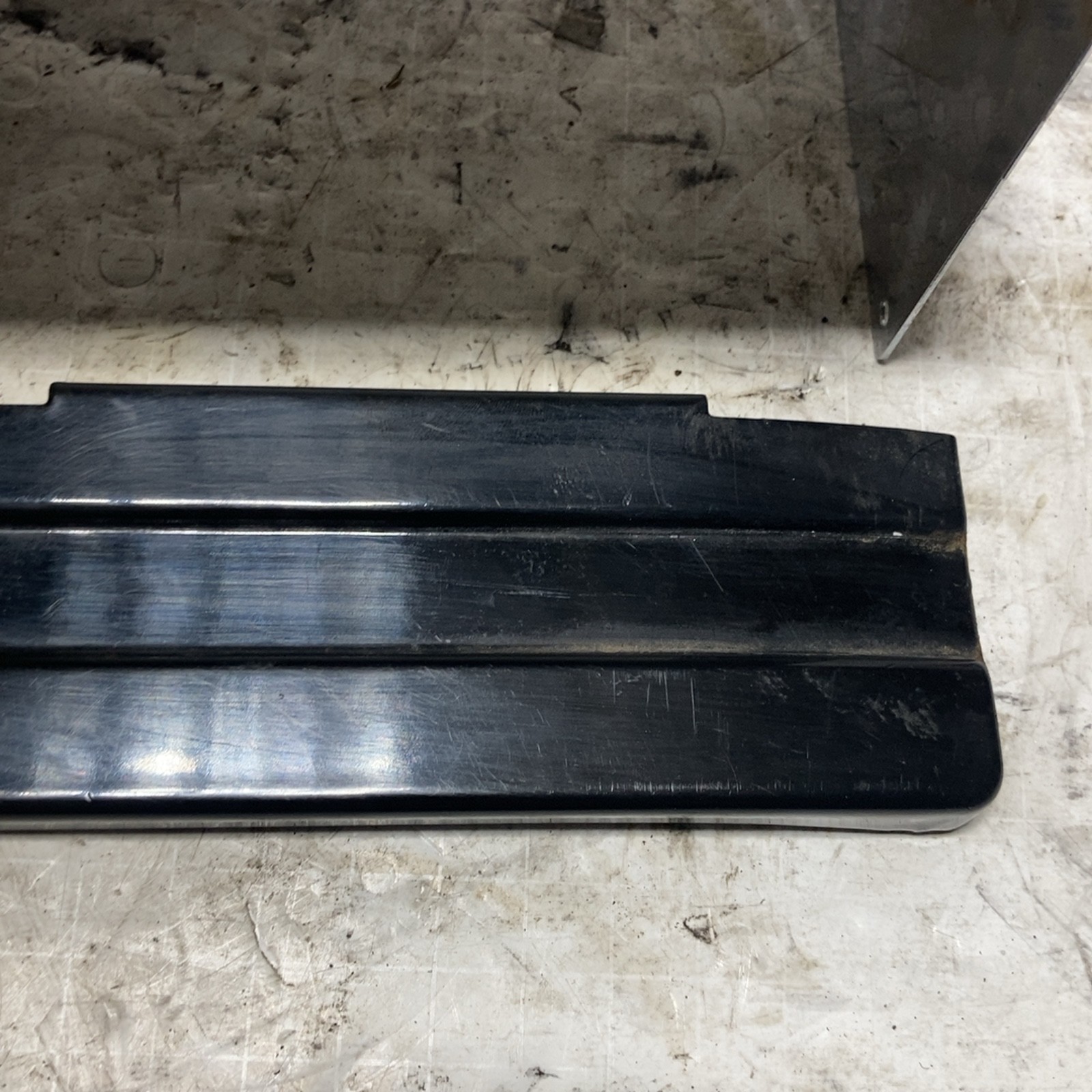 Harley 91-95 Dyna 82-99 XL Sportster OEM Chrome Battery Side and Black Top Cover