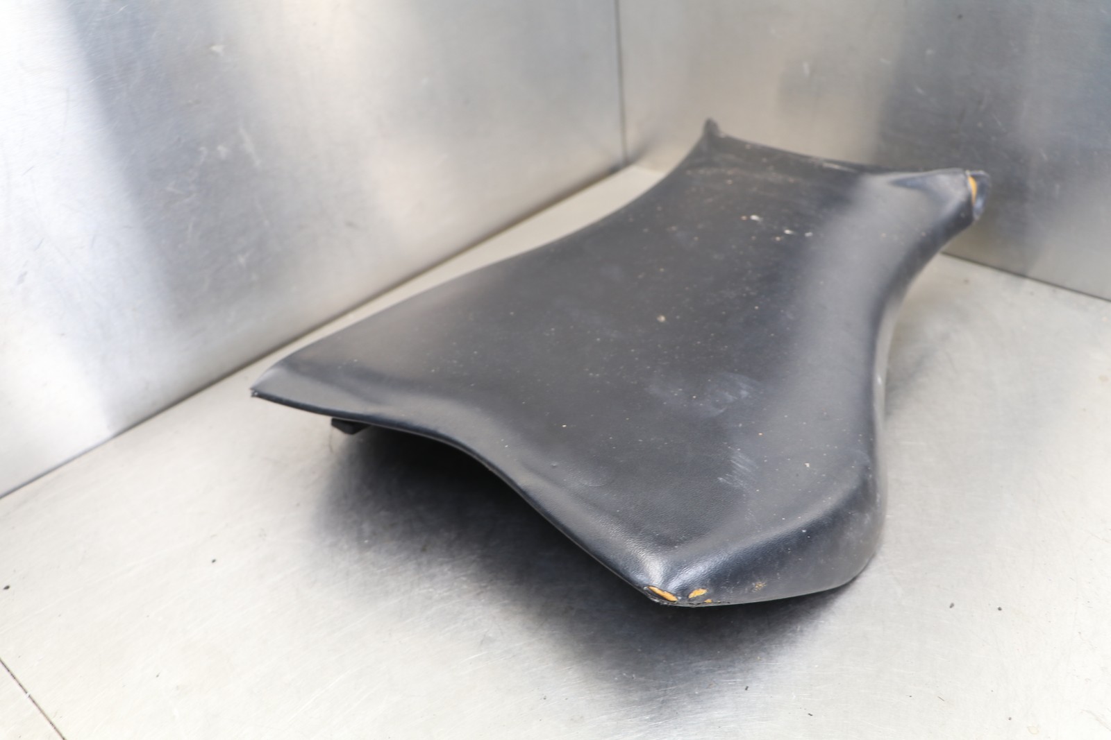 08-11 HONDA CBR1000RR CBR 1000RR FRONT DRIVERS SEAT PAD SADDLE PILLION