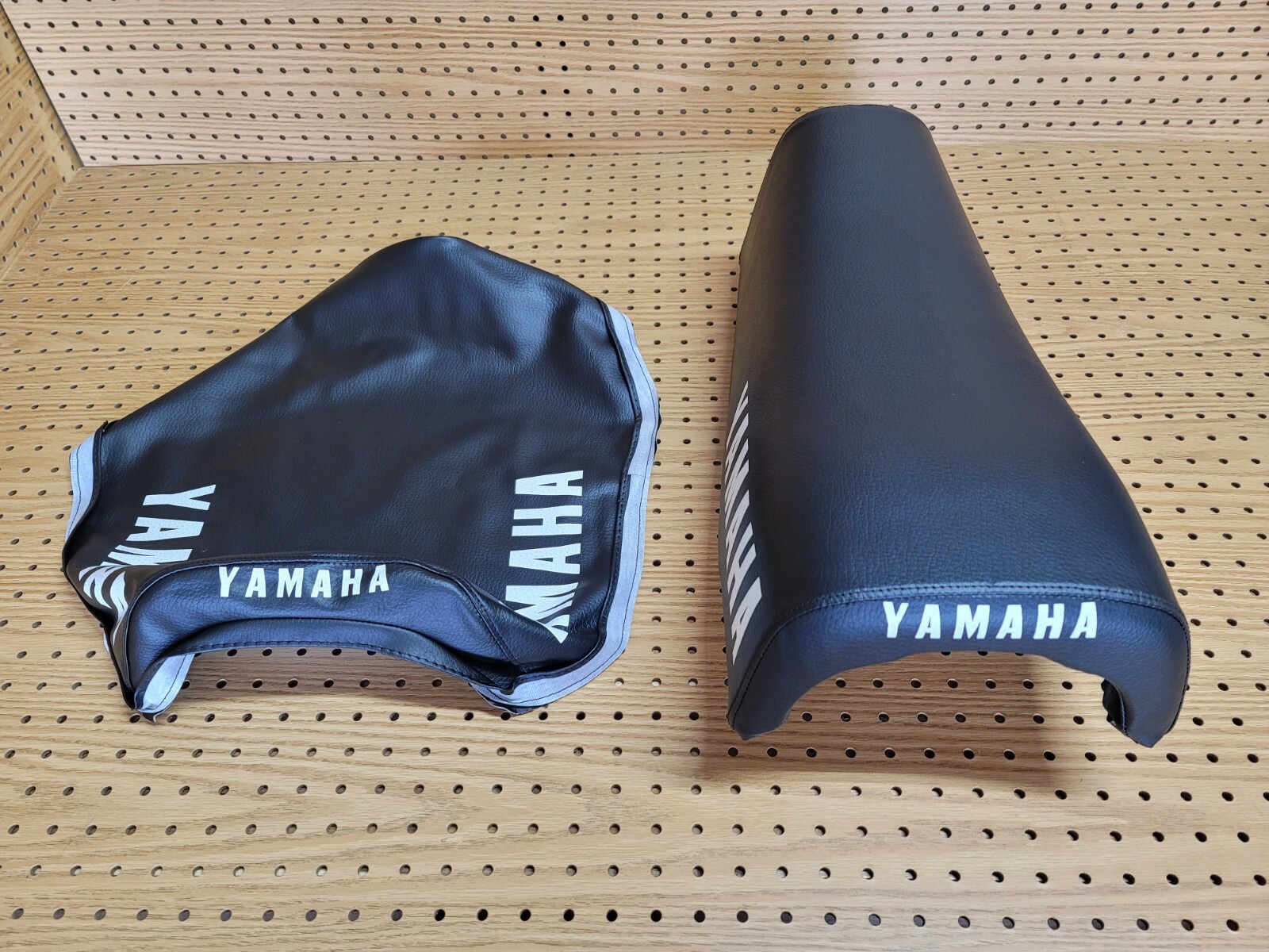 YAMAHA YZ250 F.G.H – YZ400 – YZ465 G.H SEAT COVER 1979 TO 1981 (BLACK) (Y*-67)