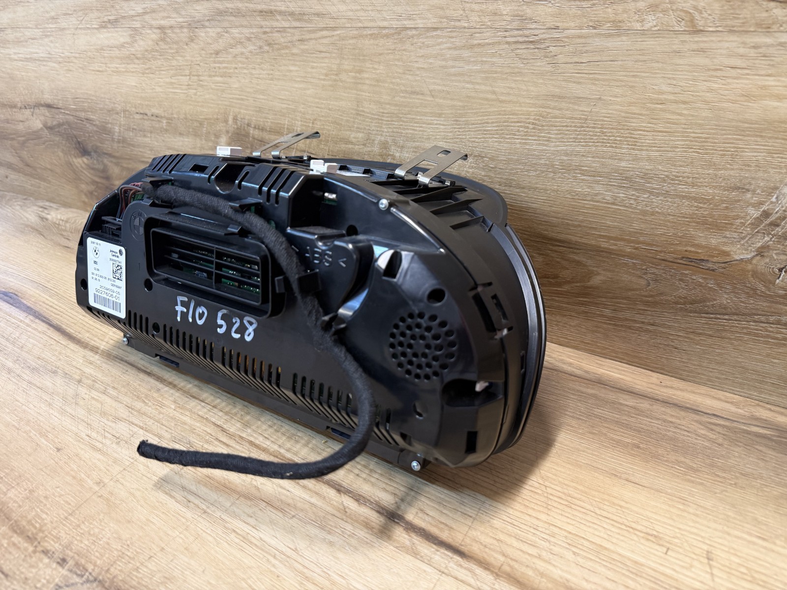 BMW F10 “5” FRONT DASH CLUSTER SPEEDOMETER INSTRUMENT GAUGE OEM (2011_2016)