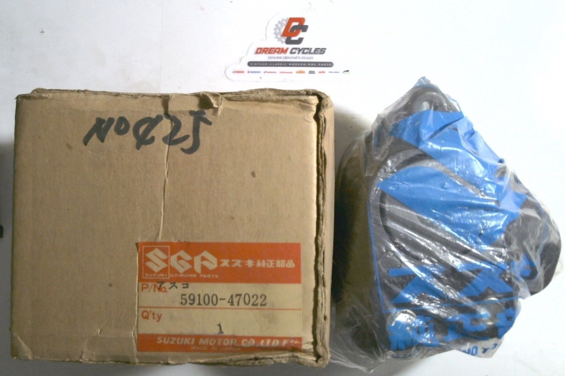 NOS GENUINE SUZUKI GS 850 1000 CALIPERS ASSY, RH 59100-47022 OEM FACTORY PART