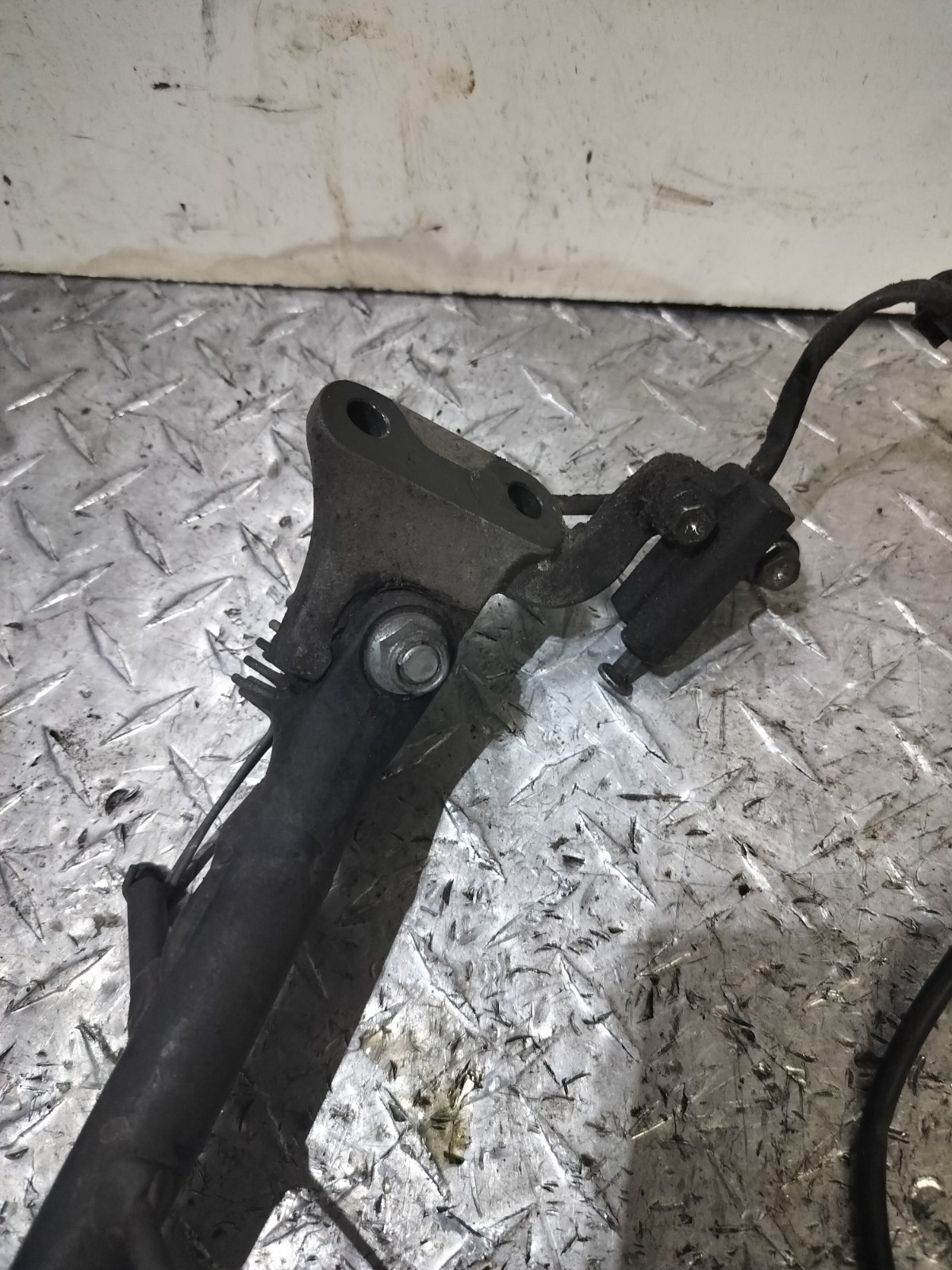 2006-2009 Suzuki GSXR 600 750 OEM KICKSTAND SIDE STAND LEG SWITCH (SHORTENED)