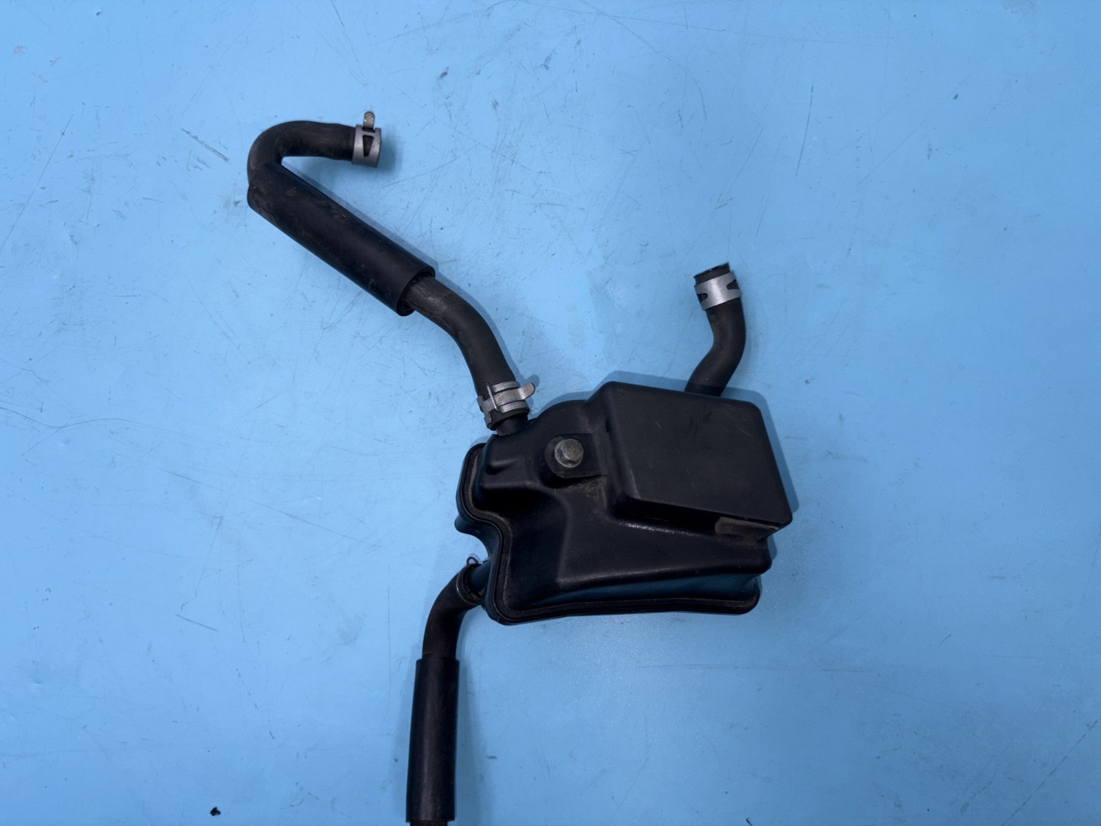 2003 03-04 Kawasaki KLX400SR Breather Separator