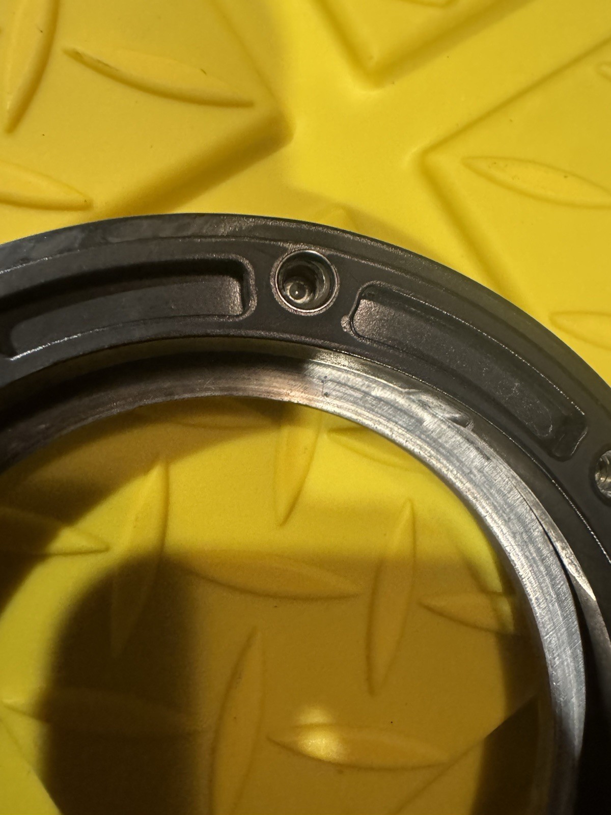 Harley Dyna Center Fill Fuel Tank Gas Cap Trim Ring And Retainer Parts 2004-17