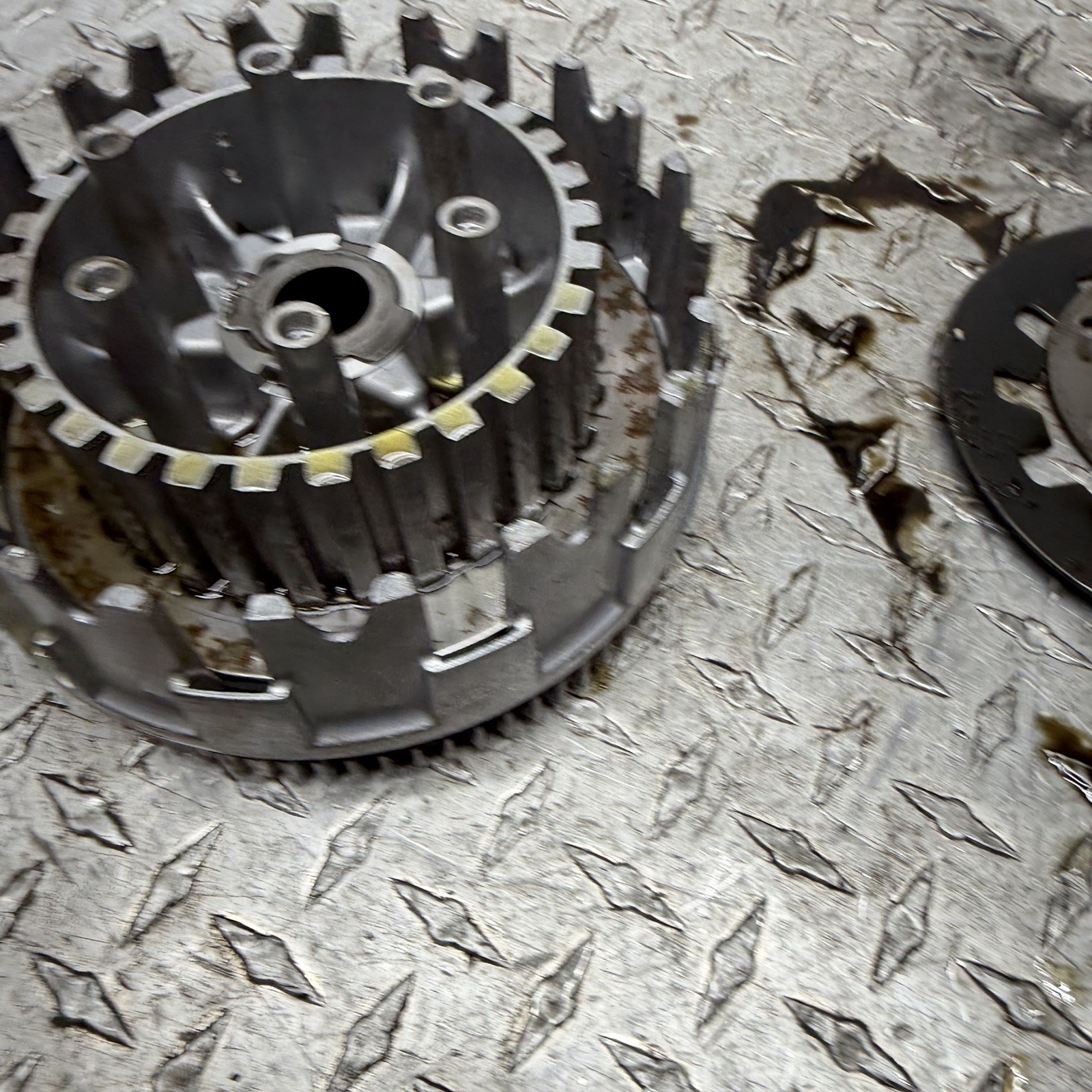 99-09 YAMAHA V STAR 1100 XVS1100 OEM CLUTCH BASKET