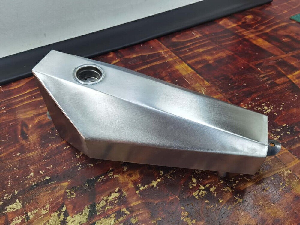 2.2Gal Silver Customized Motor Gas Fuel Tank For Honda Yamaha Harley 1 Set