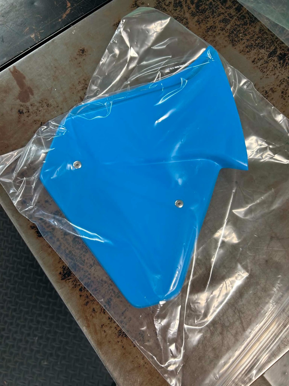 1984 1985 1986 Yamaha IT 200 IT250 Airbox Lid Cover Blue Blem 2nd