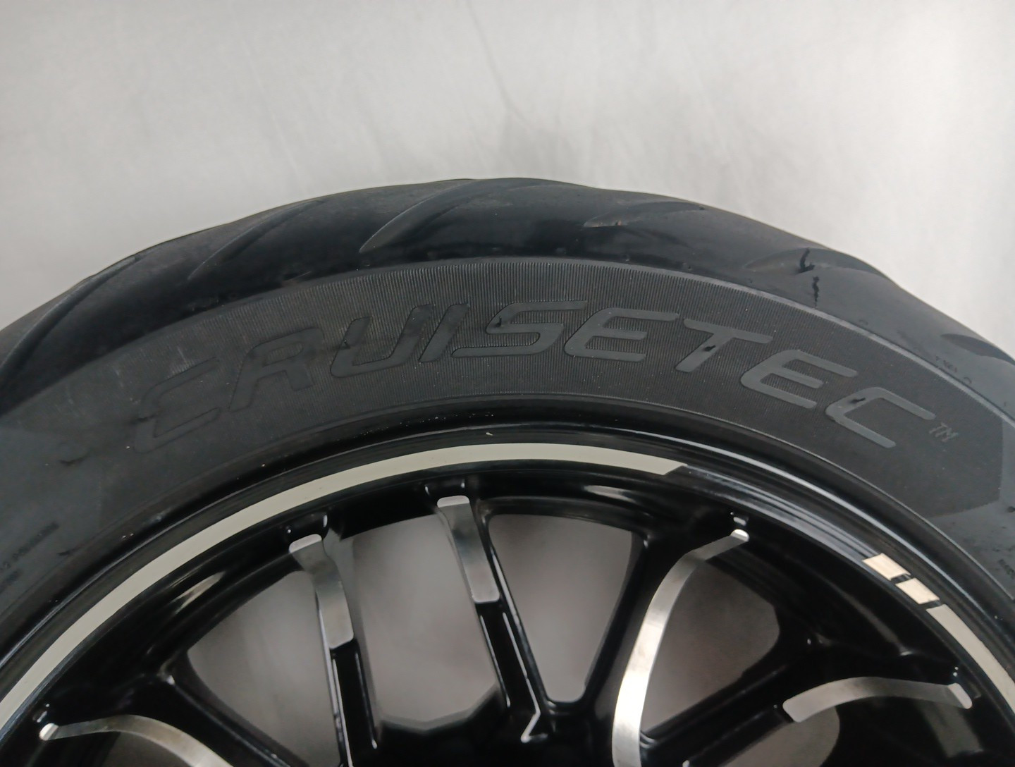 INDIAN 20 CHALLENGER 16×5 CONTRAST REAR WHEEL RIM/METZELER 180/60 R15 M/C80H