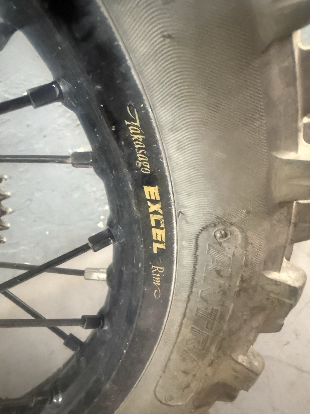2010 KX85 Rear Wheel Complete 14″ Rim Genuine OEM KAWASAKI KX 85 2001-2013 Excel