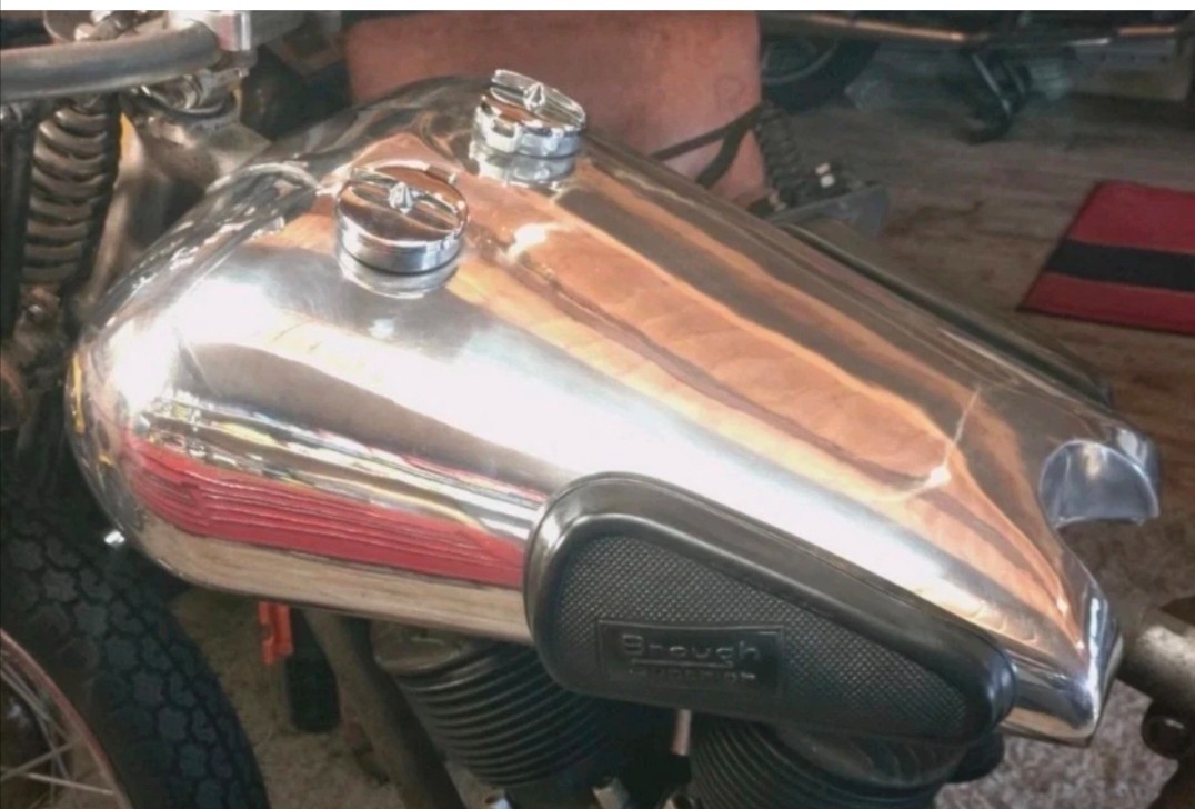 Brough Superior SS80 Aluminium Polished Fuel Gas Petrol Tank With Caps/COMPATIBL