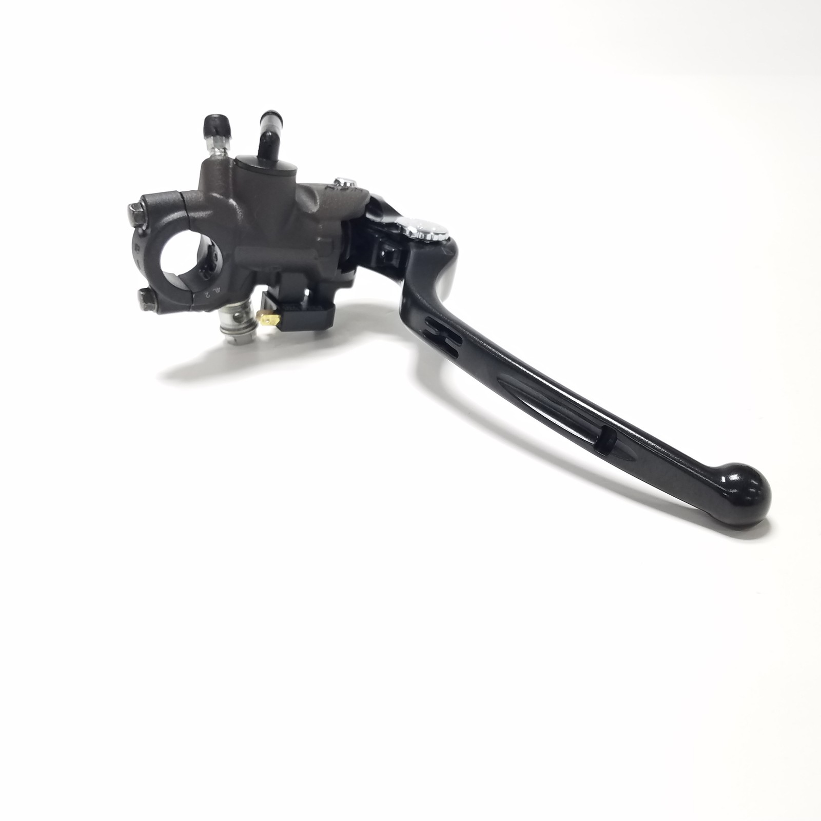 2025 11-25 SUZUKI GSXR600 GSXR750 OEM FRONT BRAKE MASTER CYLINDER W/ LEVER *NICE