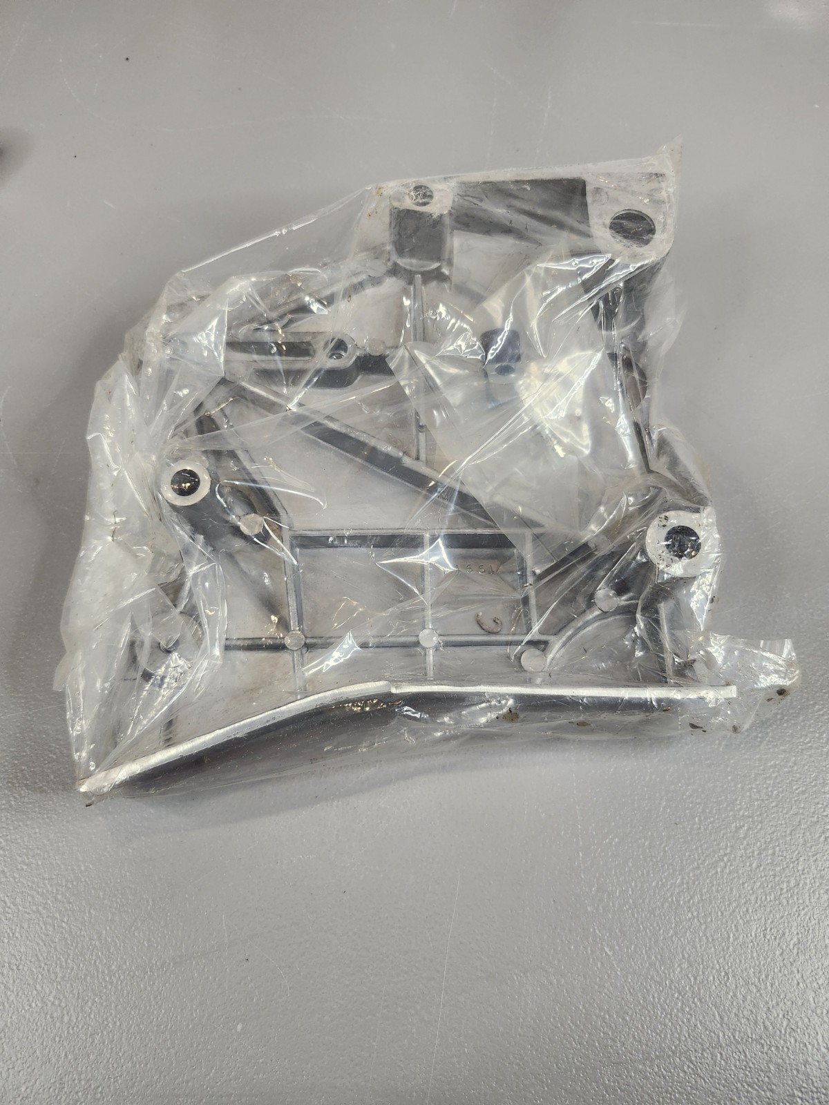 V-Twin Manufacturing Polished Sprocket Cover Sportster 86-90 XL New Old Stock
