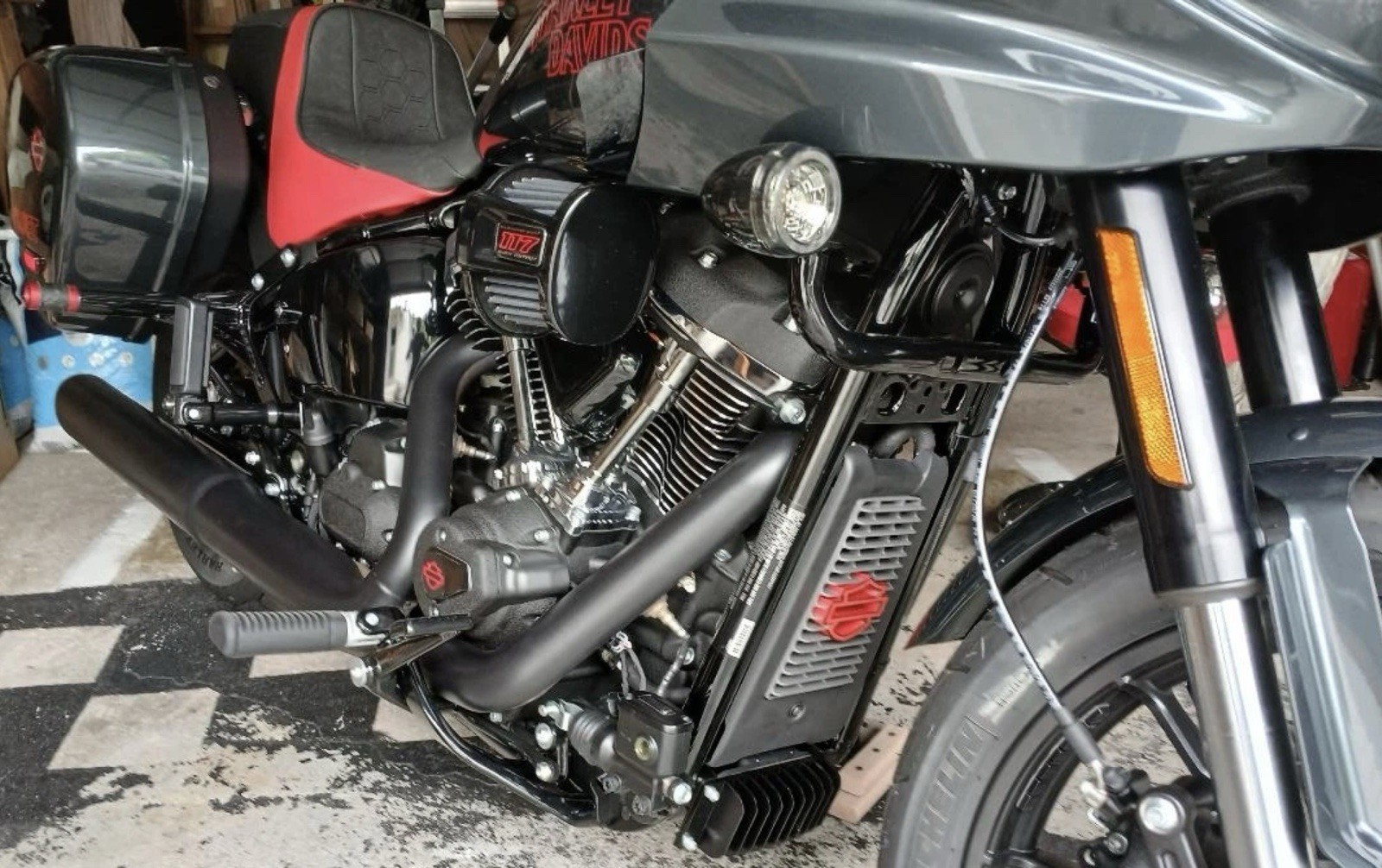 CUSTOM Colours, Oil Cooler Stone Guard, Suits ’18-later Harley M8 Softail