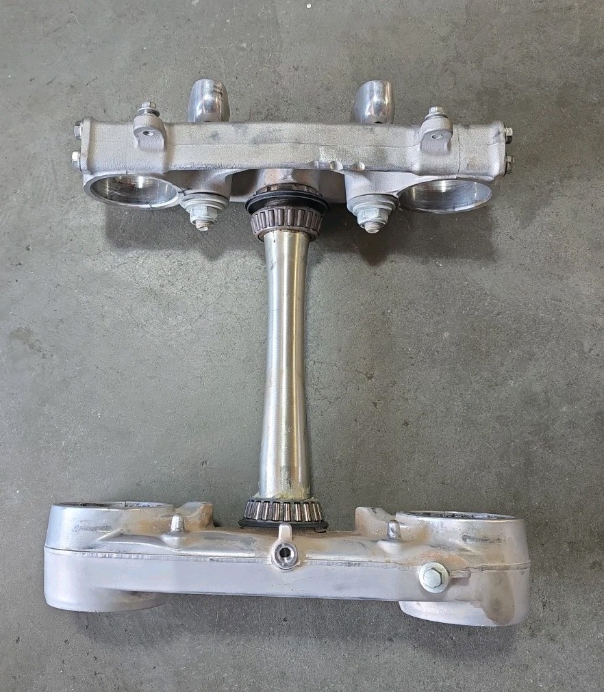 06-08 Honda CRF250R CRF 250R OEM Triple Tree Clamp