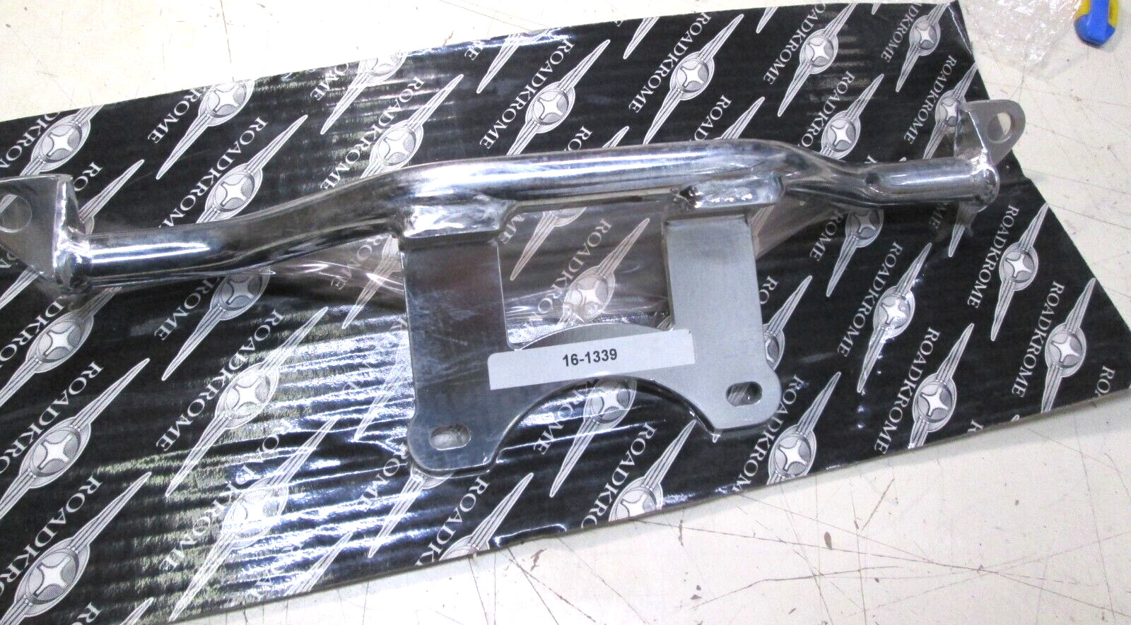 CHROME RUNNING LIGHT MOUNT BAR – KAWASAKI VULCAN VN900