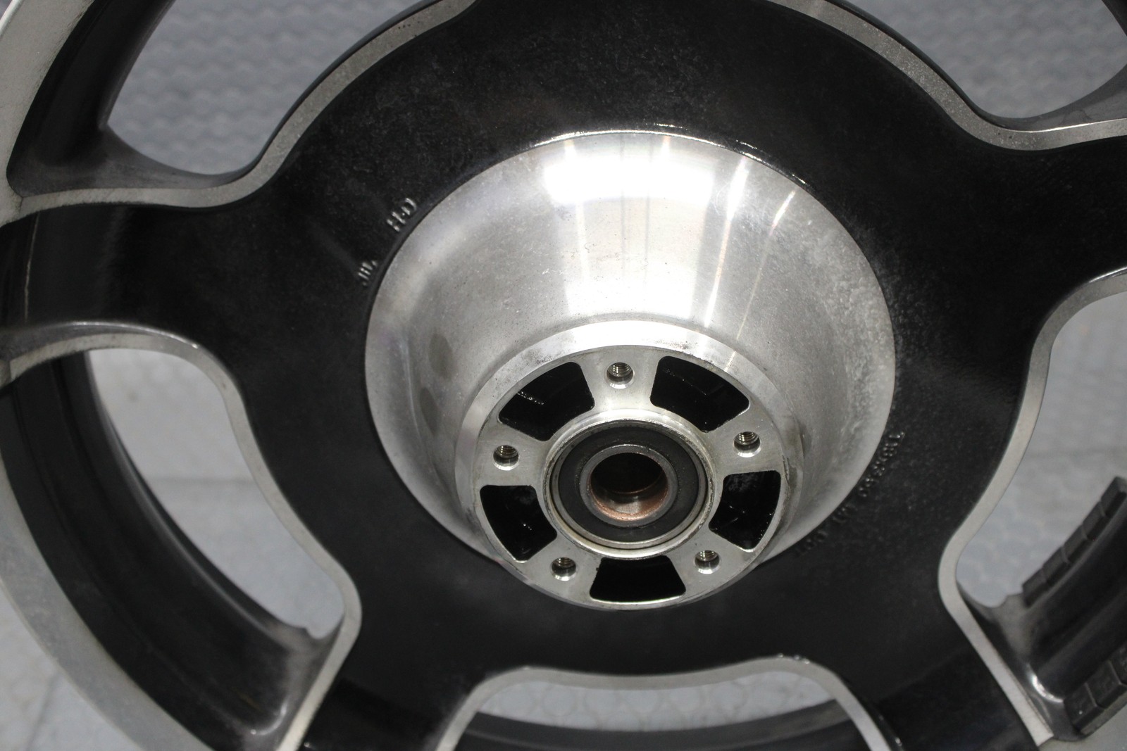 2000-2007 Harley Touring Electra Front 5 Spoke 18X3.5 Wheel OEM 43345-00