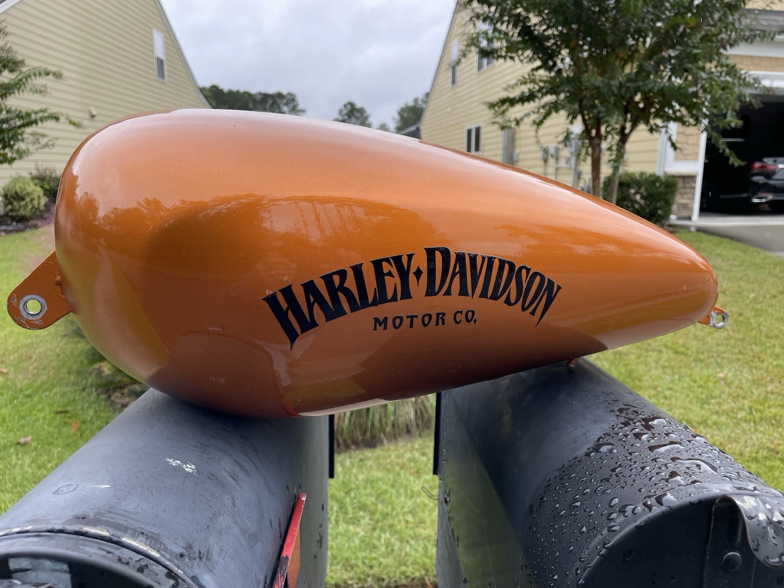 sportster gas tank4.5 Gallon fuel Injected Amber Whisky 07- Later