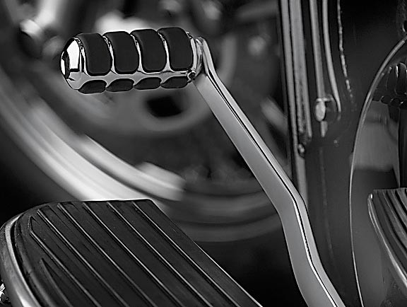 Kuryakyn 8851 Chrome Shift Peg Cover