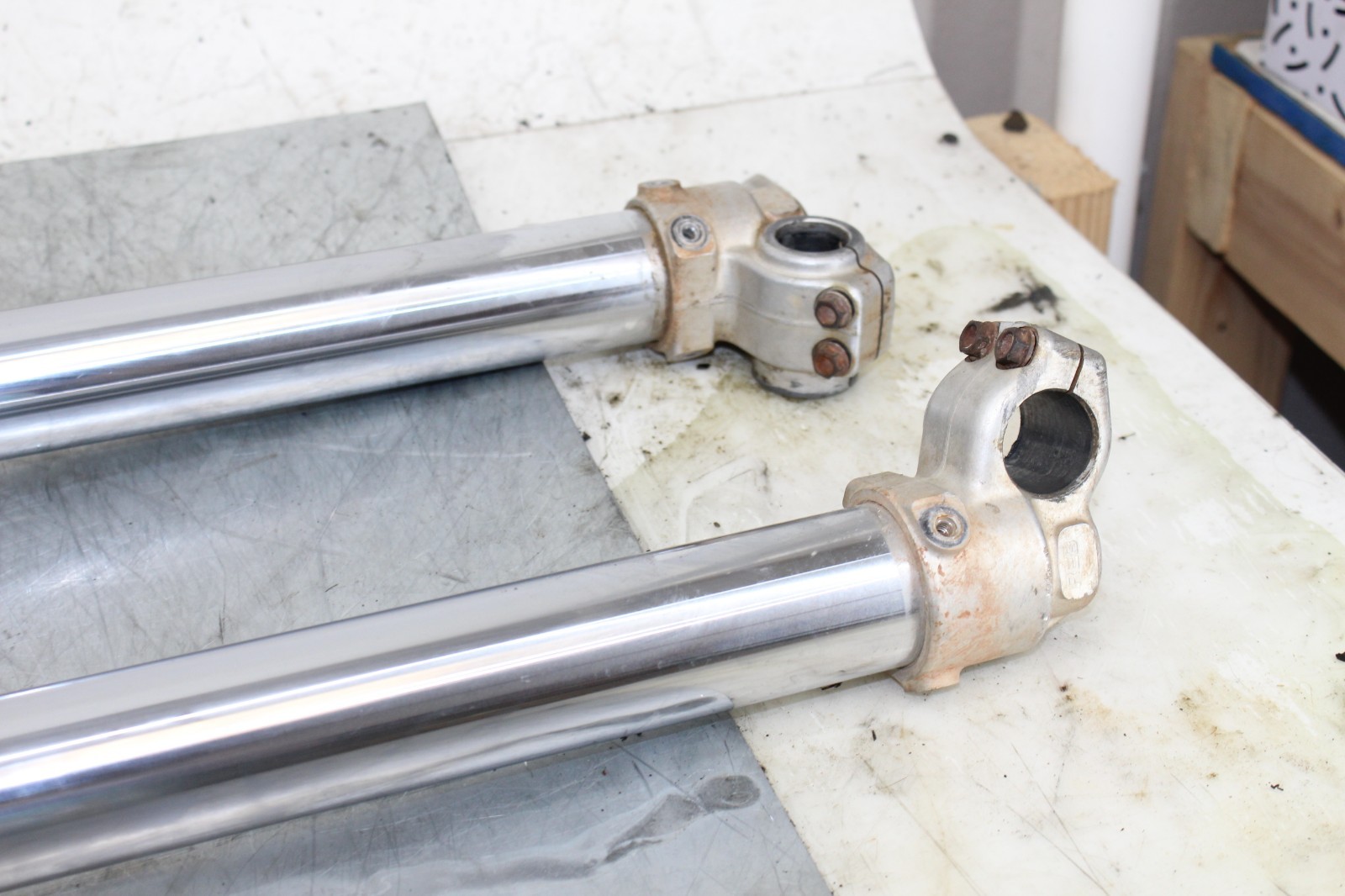 KTM 48mm Forks 04-14 125 150 200 250 300 400 450 525 530 EXC SX-F XC-F XC-W V9