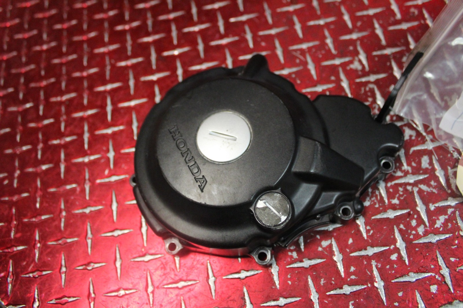 11 – 13 2011 – 2013 CBR 250 250R OEM STATOR COVER HAS OXIDATION dnd