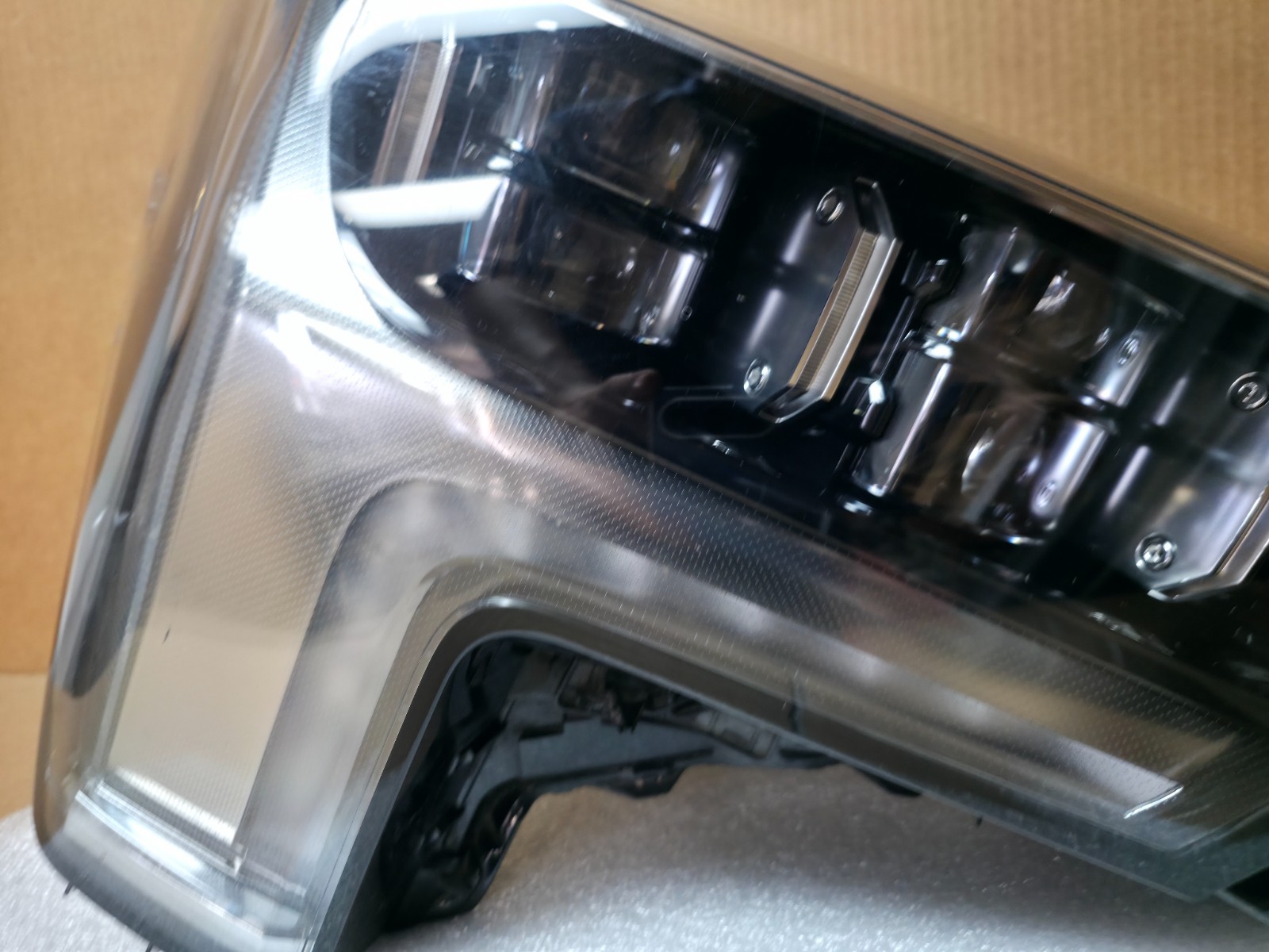 2022 2023 2024 2025 TOYOTA TUNDRA RIGHT PASSENGER SIDE LED HEADLIGHT OEM
