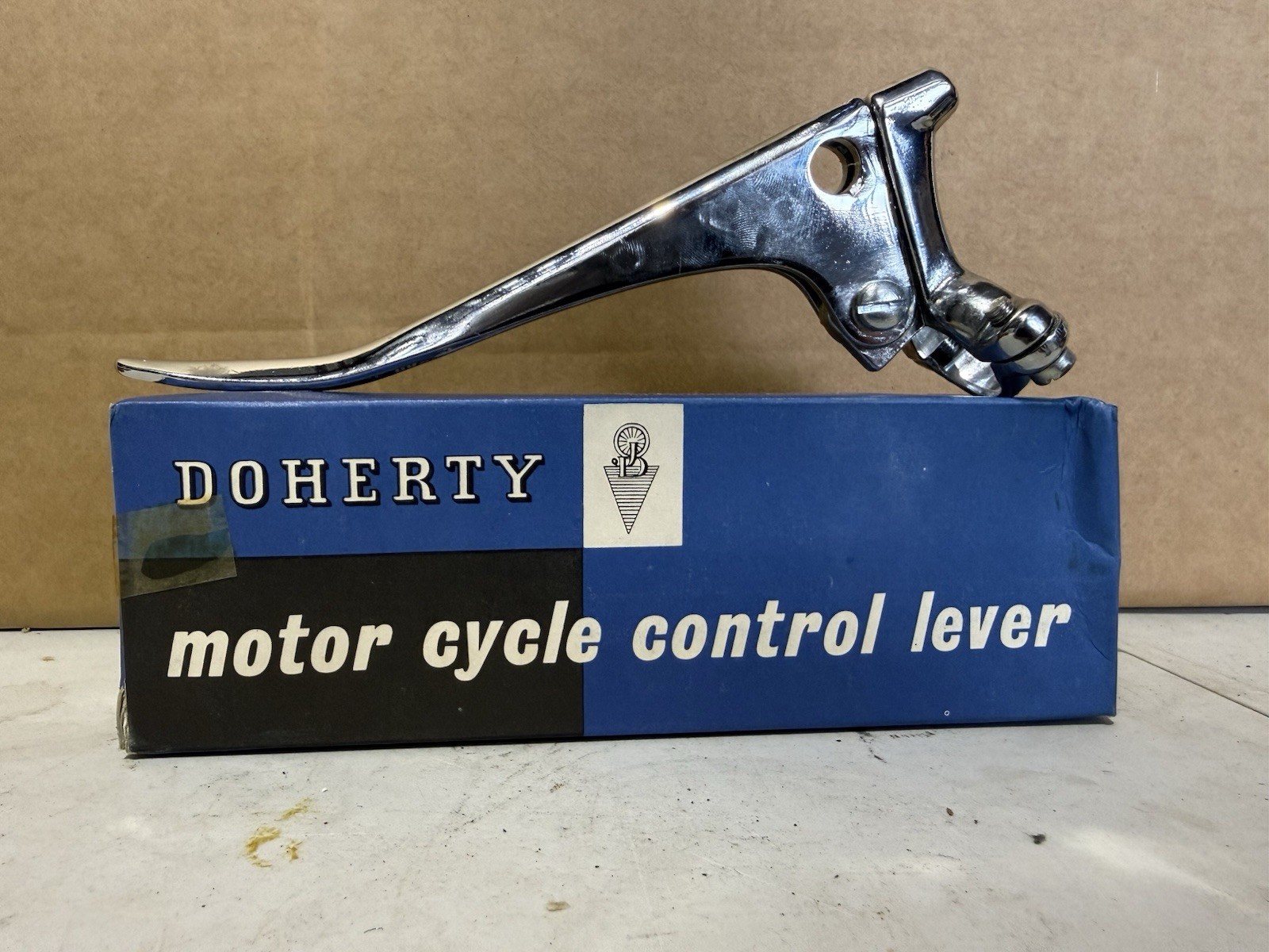 ORIGINAL DOHERTY 7/8 CONTROL LEVER CLUTCH TRIUMPH BSA NORTON NEW OLD STOCK