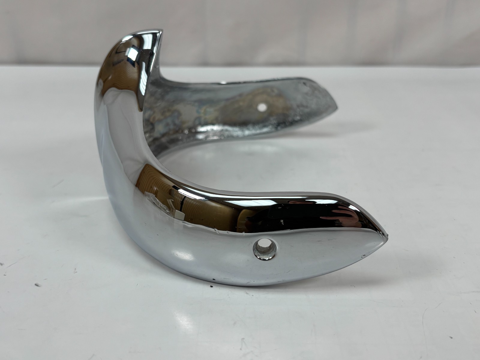 Cushman 50 Series, 52 Pacemaker, 54 Road King Chrome Front Fender Tip 4.00×8″
