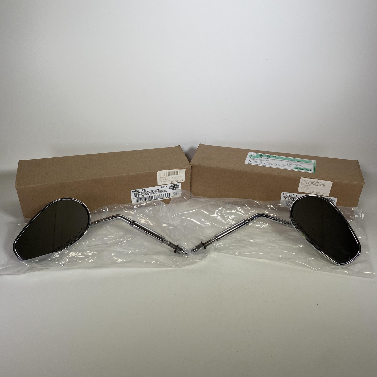 Harley-Davidson Long Stem Convex Side Mirrors Pair Chrome 91909-03B