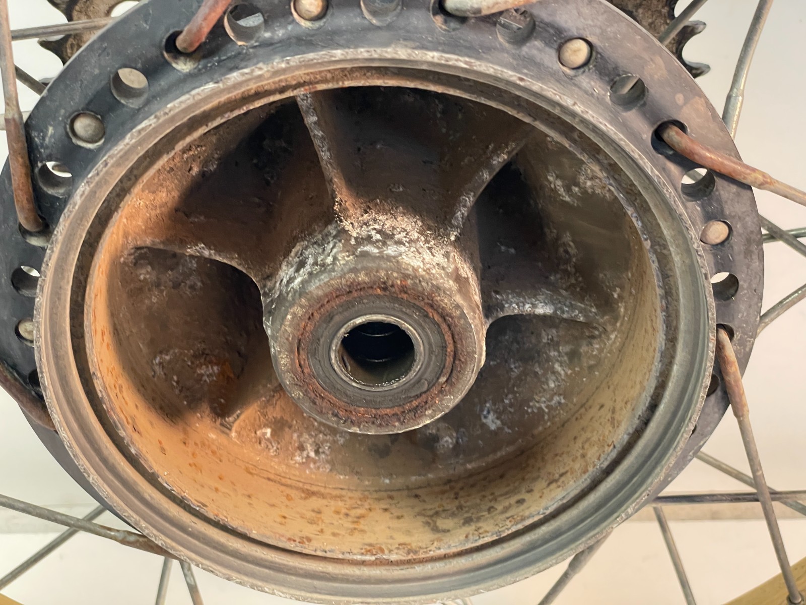 1981 1982 Yamaha IT465 Gold DID Rear Wheel 465 4V6 250 IT