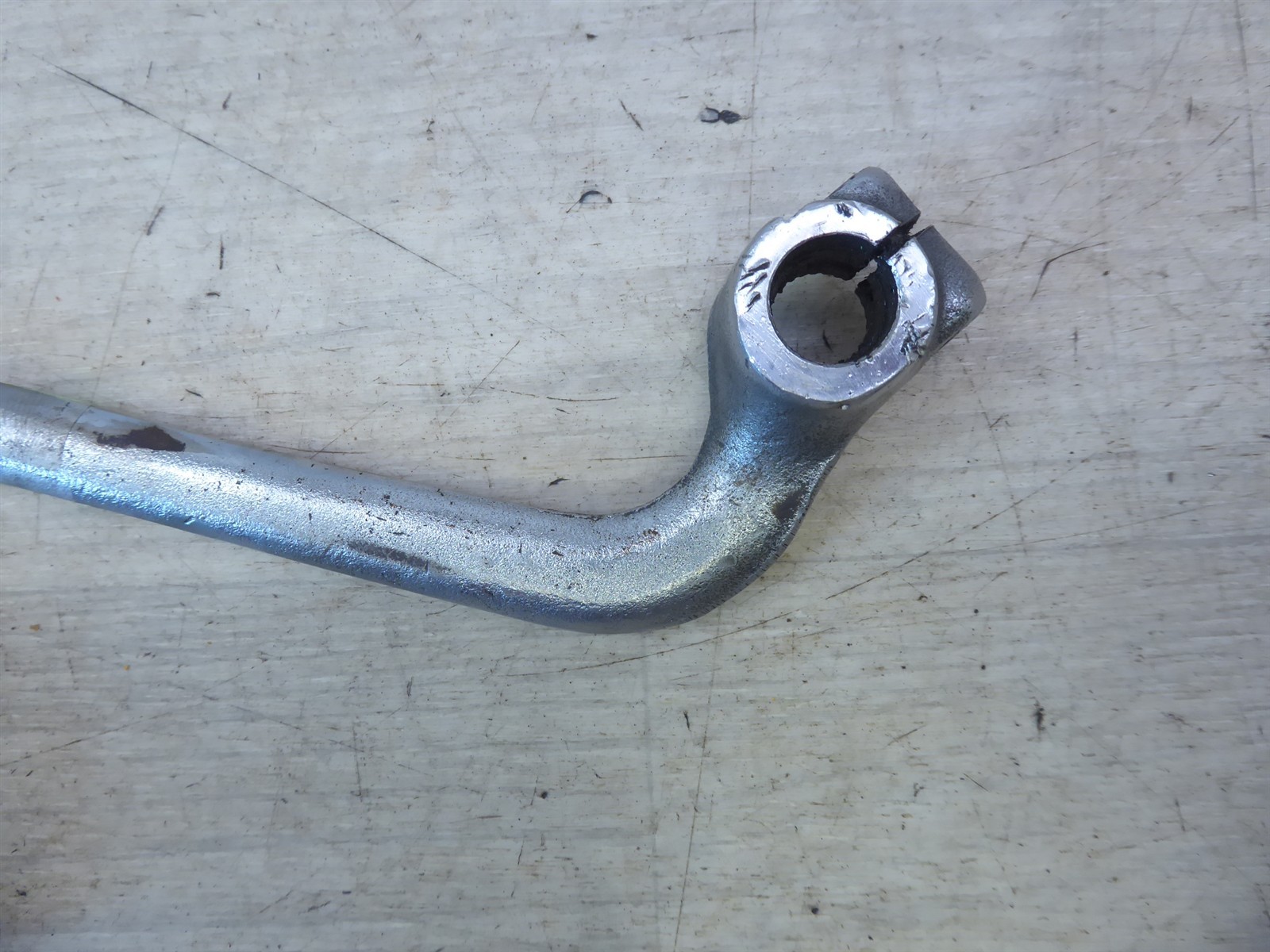 1979 Kawasaki KE100 G5 Enduro K21219) kick start stater lever kicker pedal