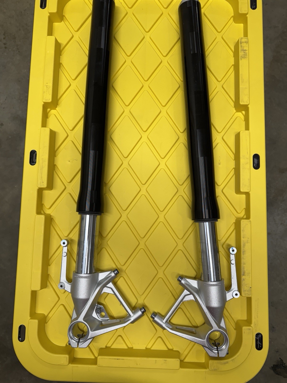 2020 2021 2022 2023 2024 2025 2026 BMW S1000RR OEM Forks Front End