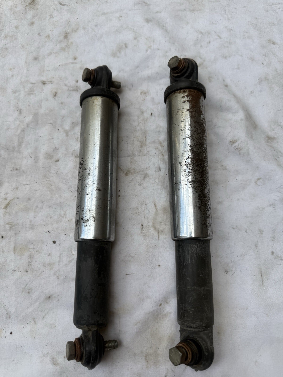 Pair of Sebac Garelli Noi rear shock absorbers 27 cm wheelbase